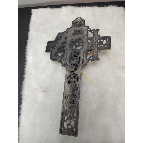 Crucifix Cross Wall Hanging Filagree Brass Goldtone Metal Jesus INRI Solid - Picture 9 of 9